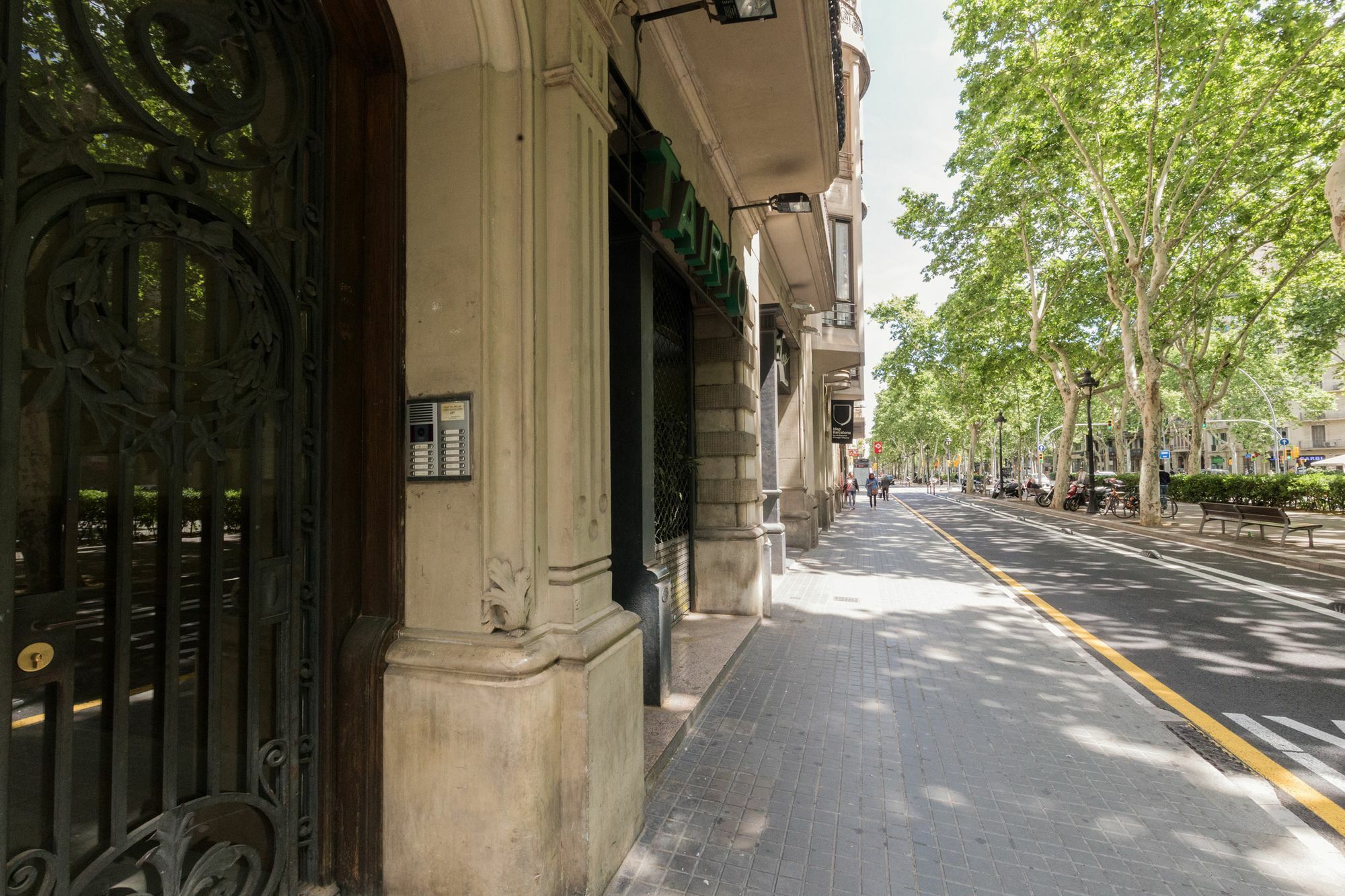 Montaber Apartment - Gran Via - Rocafort Barcelona Exterior photo
